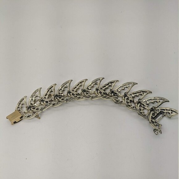 Rousseau Link BRACELET Gold Tone Panels Tail Leaf Fold Over Clasp Safety Chain - Picture 5 of 6